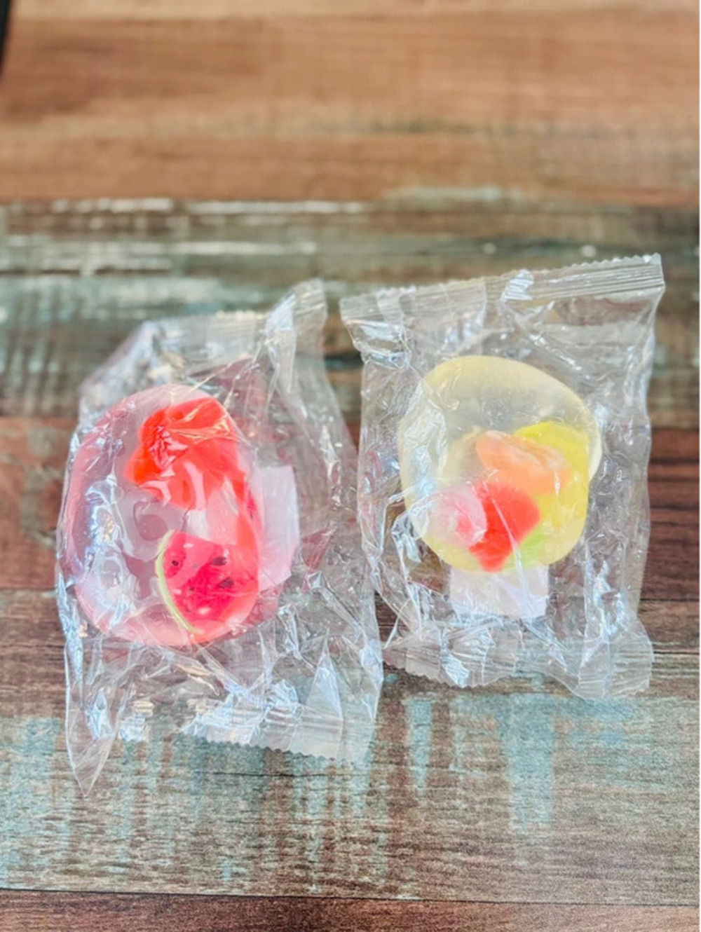 2 Fruit squishy balls - coconut oil toys